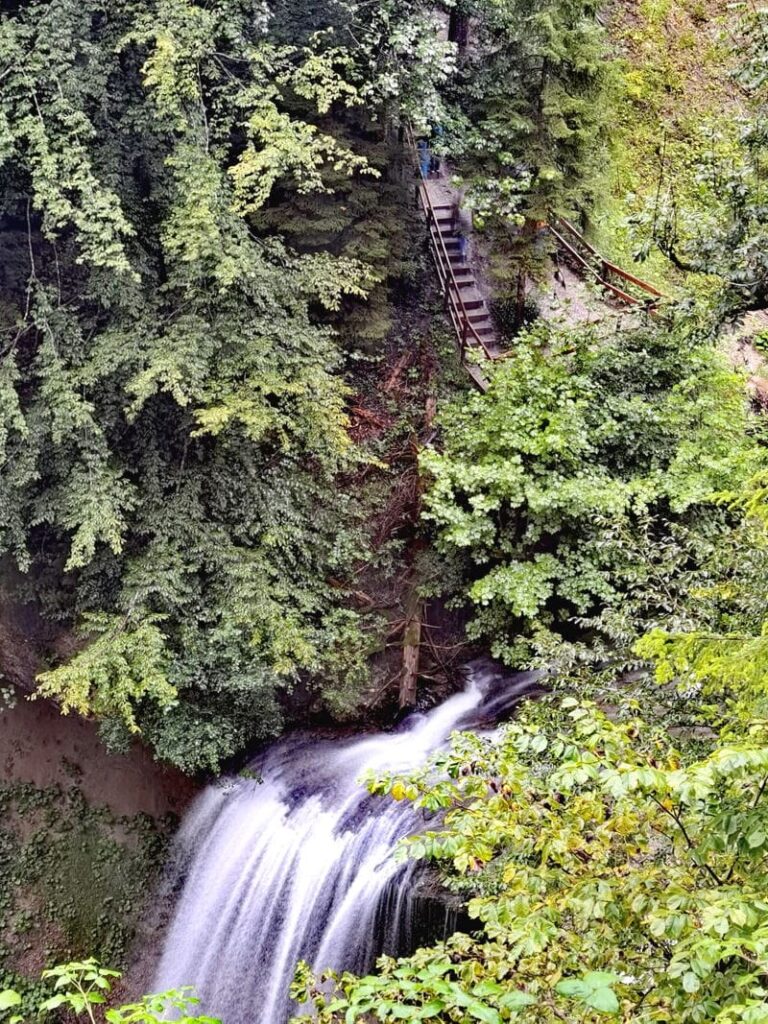 Toller Ausblick auf unserer Scheidegger Wasserfälle Wanderung