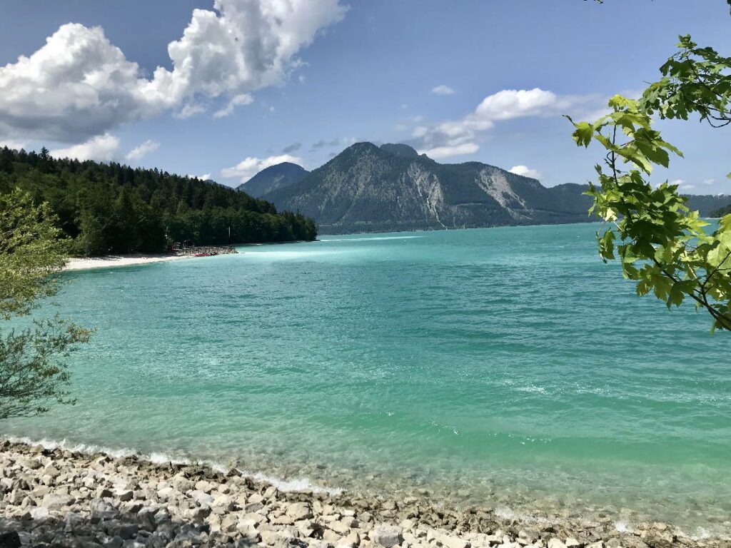 Naturwunder Deutschland - der Walchensee mit Blick auf den Herzogstand