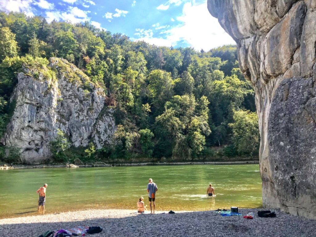 Naturwunder Deutschland: Der Donaudurchbruch in Kelheim nahe dem Kloster Weltenburg