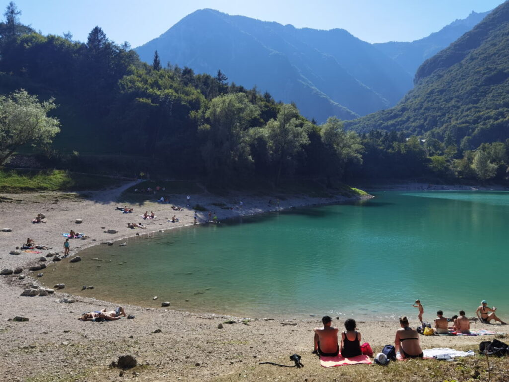 Naturwunder Italien: Der Lago di Tenno beim Gardasee