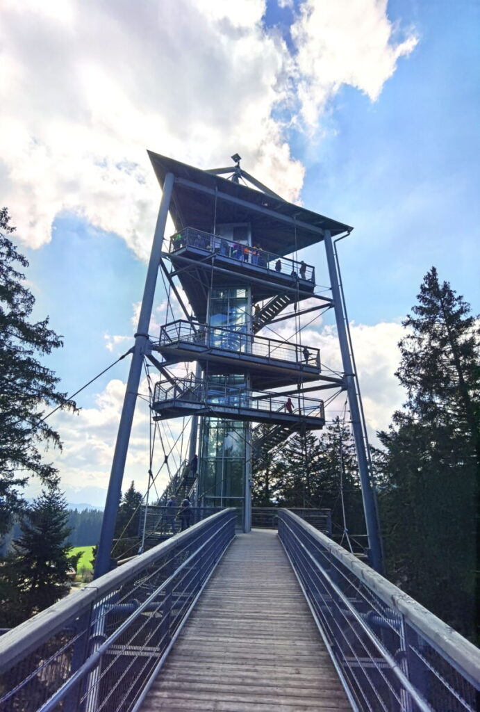 Das ist der Aussichtsturm im Skywalk Scheidegg